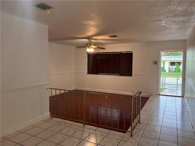 5201 SW 19th Street, West Park, FL 33023