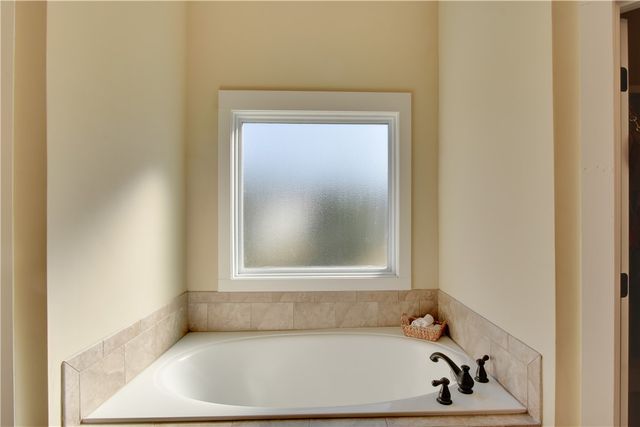 121 Pecan Point Road W, Brunswick, GA 31525