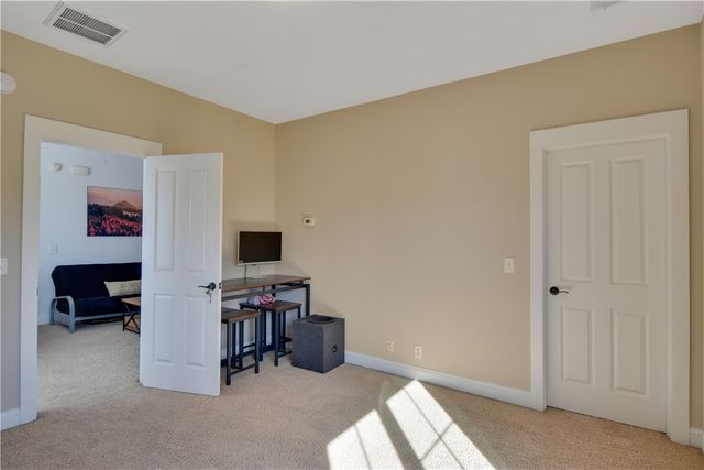 121 Pecan Point Road W, Brunswick, GA 31525