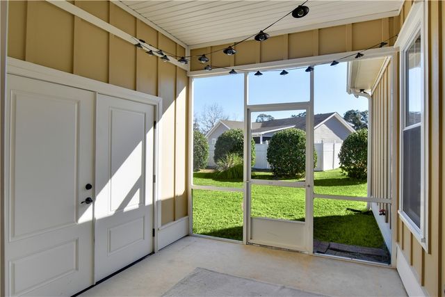 121 Pecan Point Road W, Brunswick, GA 31525