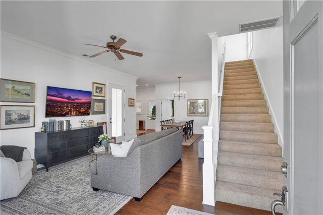 121 Pecan Point Road W, Brunswick, GA 31525