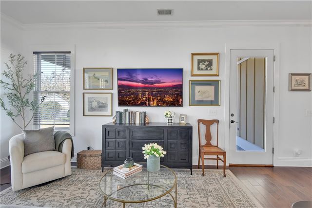 121 Pecan Point Road W, Brunswick, GA 31525