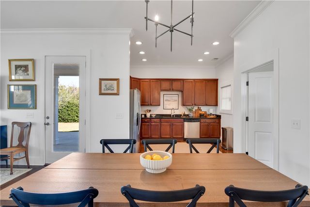 121 Pecan Point Road W, Brunswick, GA 31525