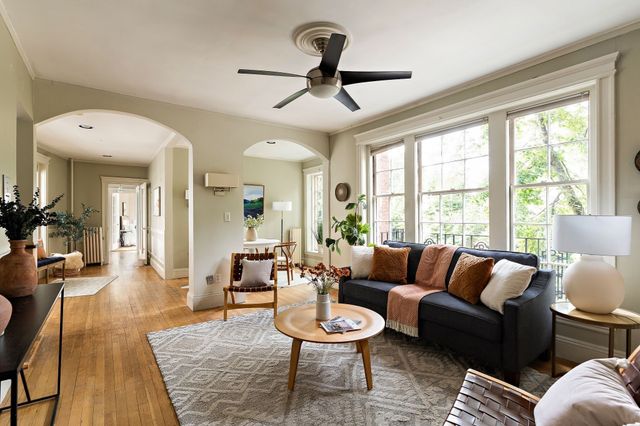 250 Brattle Street 22, Cambridge, MA 02138