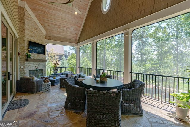 2051 Sandy Ford, Greensboro, GA 30642