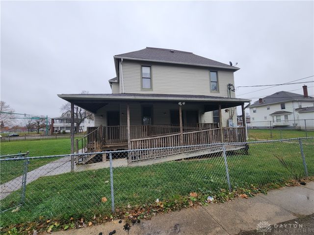 907 S Limestone Street, Springfield, OH 45505