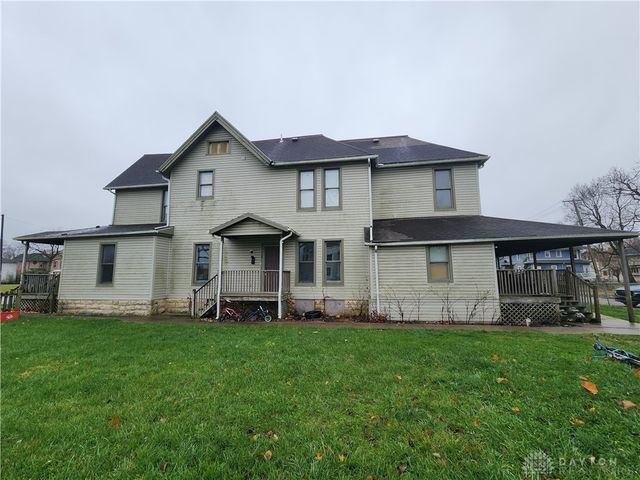 907 S Limestone Street, Springfield, OH 45505