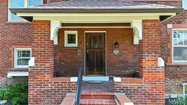 7443 Augusta Avenue, St Louis, MO 63121