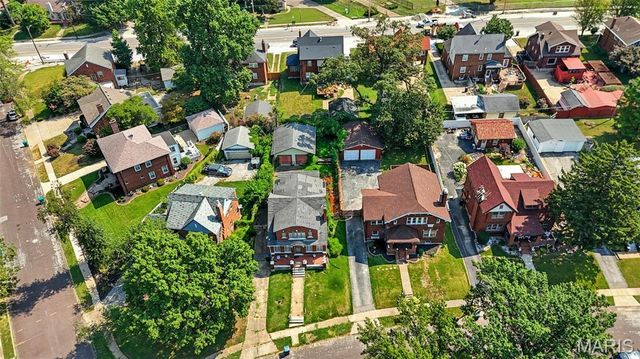 7443 Augusta Avenue, St Louis, MO 63121