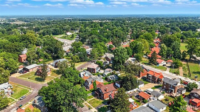 7443 Augusta Avenue, St Louis, MO 63121