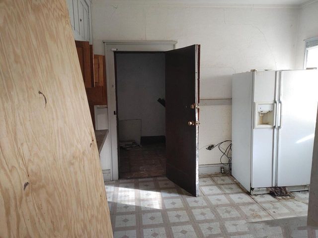 3340 N 11th STREET, Milwaukee, WI 53206