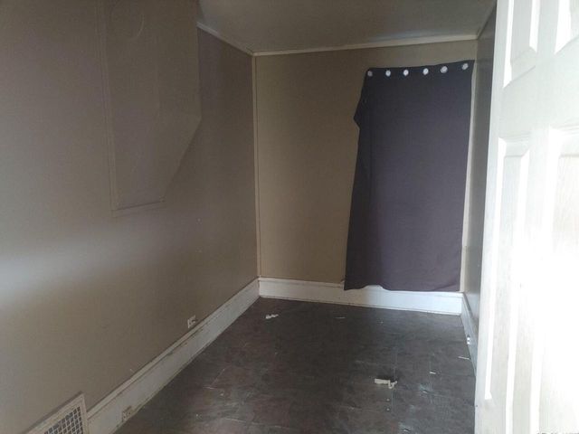 3340 N 11th STREET, Milwaukee, WI 53206