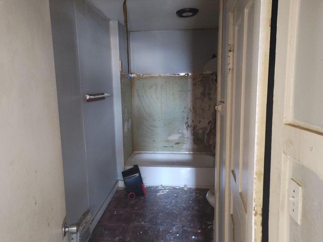 3340 N 11th STREET, Milwaukee, WI 53206