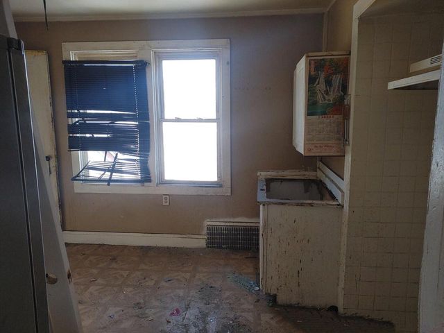 3340 N 11th STREET, Milwaukee, WI 53206