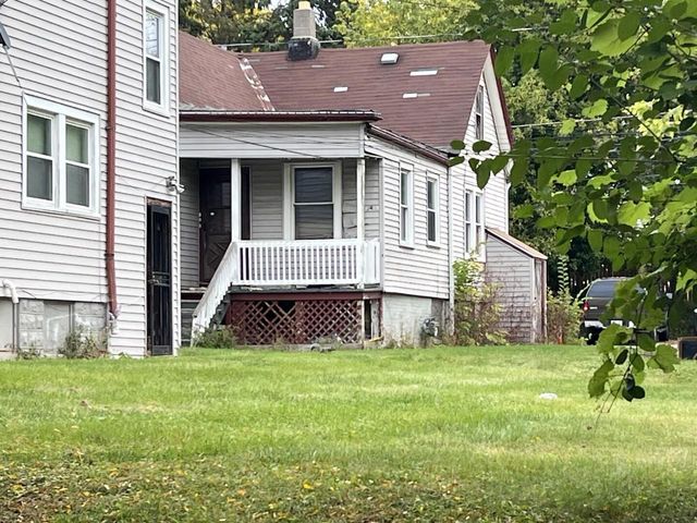3340 N 11th STREET, Milwaukee, WI 53206