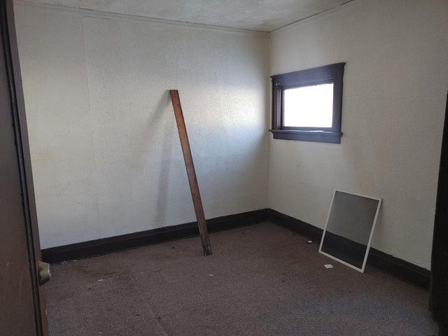 3340 N 11th STREET, Milwaukee, WI 53206