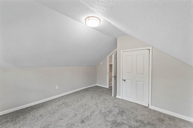 1005 Gratis Avenue, Des Moines, IA 50315