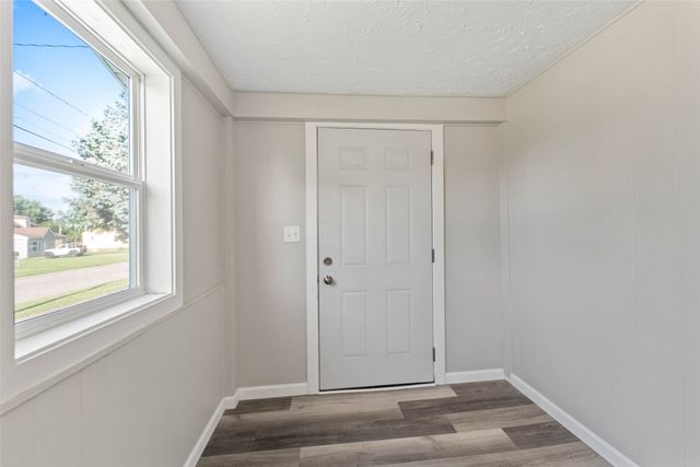 1005 Gratis Avenue, Des Moines, IA 50315