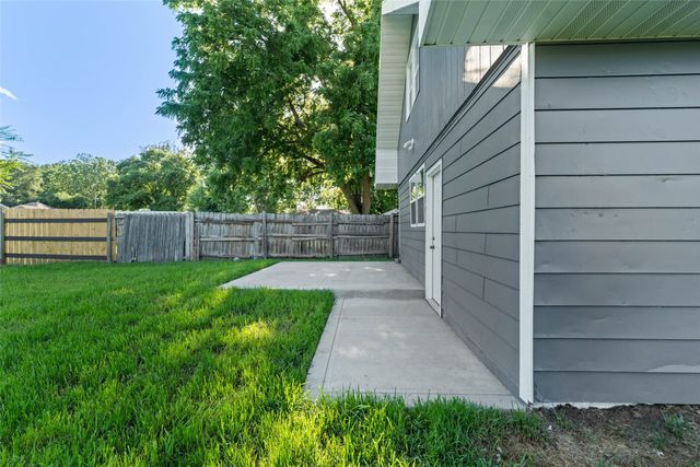 1005 Gratis Avenue, Des Moines, IA 50315