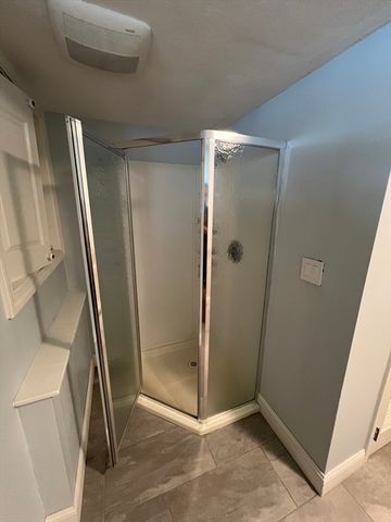 12 Jeremiah Cir, Medford, MA 02155