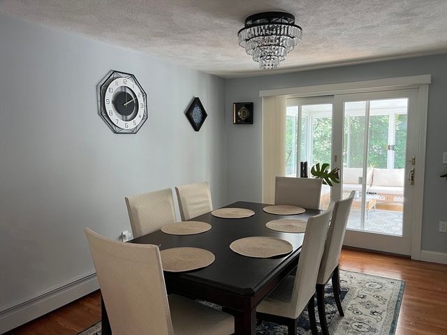 12 Jeremiah Cir, Medford, MA 02155