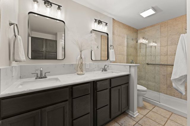 9109 Balcones Club DR, Austin, TX 78750