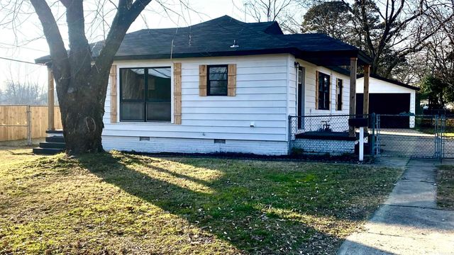 22 Quillen Avenue, North Little Rock, AR 72117