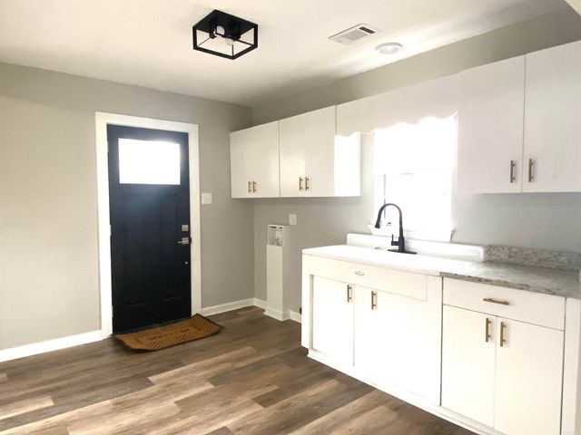 22 Quillen Avenue, North Little Rock, AR 72117