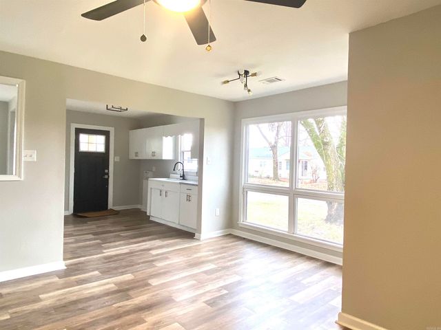 22 Quillen Avenue, North Little Rock, AR 72117