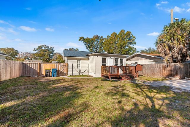 515 WALNUT STREET, Auburndale, FL 33823