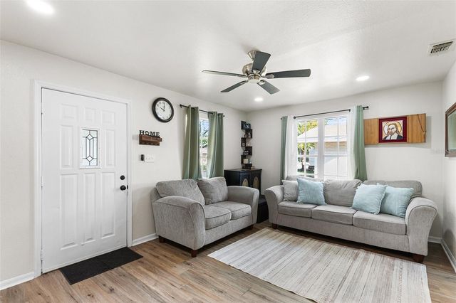 515 WALNUT STREET, Auburndale, FL 33823