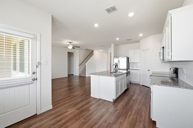 605 Fitzroy Lane, Fate, TX 75189