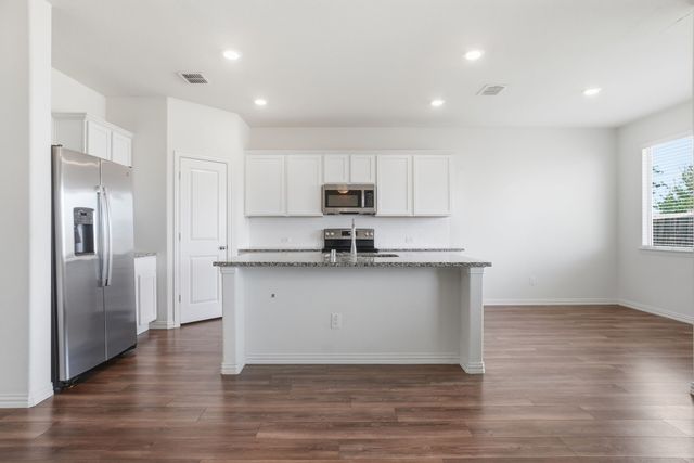 605 Fitzroy Lane, Fate, TX 75189