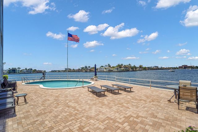 1201 S Riverside Drive 201, Pompano Beach, FL 33062