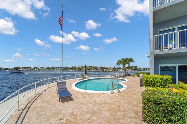 1201 S Riverside Drive 201, Pompano Beach, FL 33062
