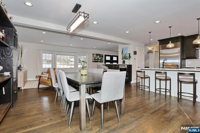 65 Edgewood Drive, Twp Of Washington, NJ 07676