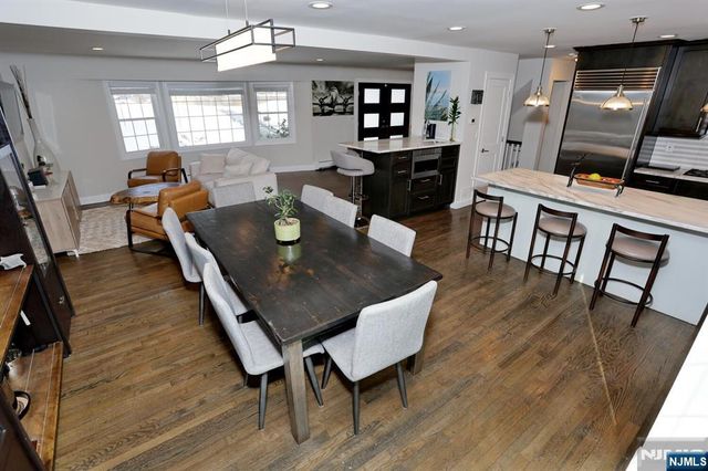 65 Edgewood Drive, Twp Of Washington, NJ 07676