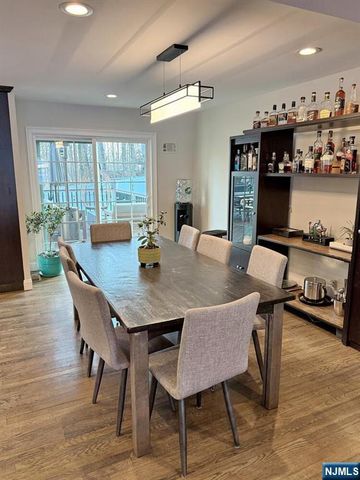 65 Edgewood Drive, Twp Of Washington, NJ 07676