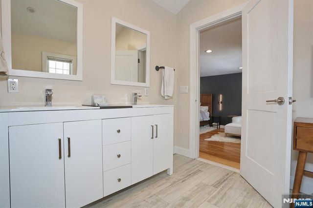 65 Edgewood Drive, Twp Of Washington, NJ 07676