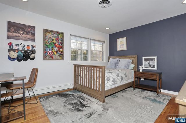 65 Edgewood Drive, Twp Of Washington, NJ 07676