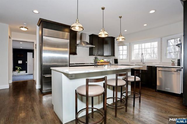 65 Edgewood Drive, Twp Of Washington, NJ 07676