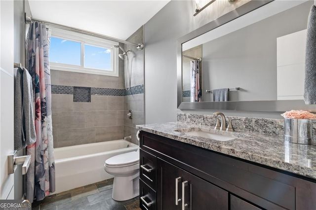 235 Leeward Lane, Roswell, GA 30076