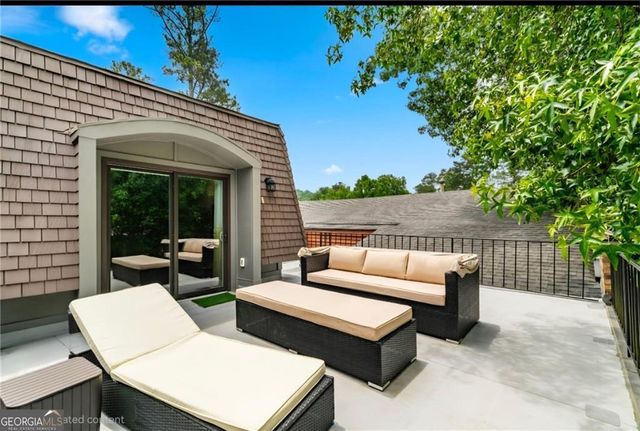 235 Leeward Lane, Roswell, GA 30076