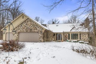 14591 W Fieldpointe COURT, New Berlin, WI 53151