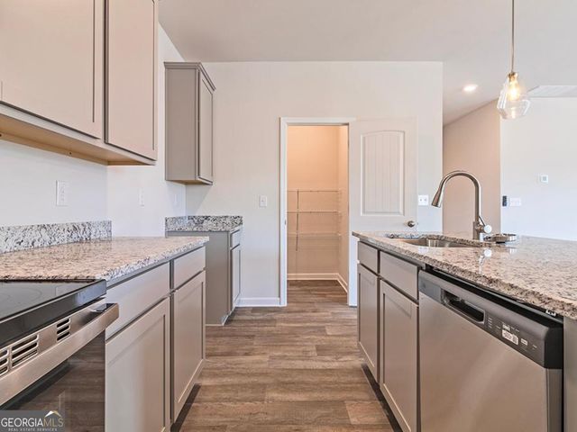 213 Agriculture Lane, Perry, GA 31069