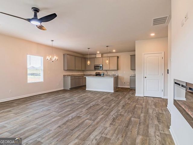 213 Agriculture Lane, Perry, GA 31069