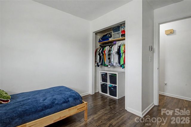 155 Chestnut Place, Arden, NC 28704