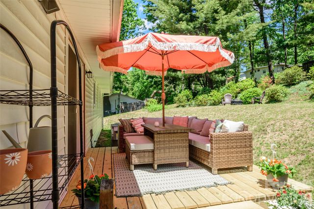 155 Chestnut Place, Arden, NC 28704