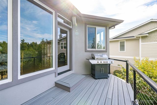 1808 Bakerview Court, Mount Vernon, WA 98274