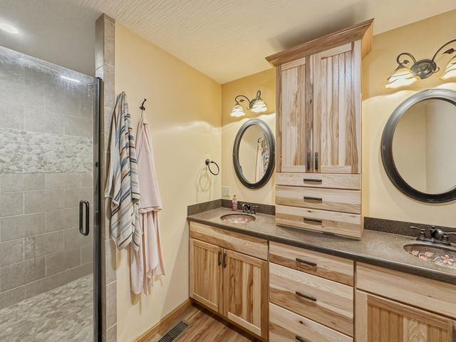 560 Davis Drive, Olive Hill, KY 41164